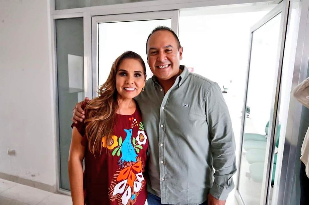 quintanaroonews's tweet photo. #Entérate Así se ve la #Impunidad en #QuintanaRoo La 4T incrustada de puro rata y saqueador. El expriísta Juan Carrillo, dejo un quebranto de más de 250 millones de pesos, cuando fue alcalde de #IslaMujeres La Auditoría Superior del Estado, le observó cerca de 50 millones de pesos. Pero como ahora es de Morena fue diputado federal en el 2021 y ahora nuevamente en el 2024 vuelve a ser diputado. Que bonito es vivir en la #Impunidad y #Corrupción en #QuintanaRoo a lado de la primera mujer gobernadora @MaraLezama