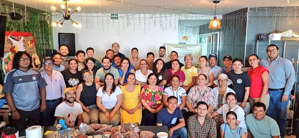 ImpactoGlobalmx's tweet photo. En el marco de la Feria Nacional de Cacao y Chocolate, este 27 y 28 de agosto de 2024 se llevó a cabo junto al Fine #Cacao and Chocolate Institute de la Universidad de #Harvard un taller que se denominó “Construyendo una Marca Común”... https://t.co/DPJADQDdER