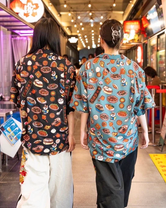 チュウカタベタイコラボ再販、今確認したら麻雀柄(青のみ)も復活してました中華料理柄は黒青どちらもあるみたいです 