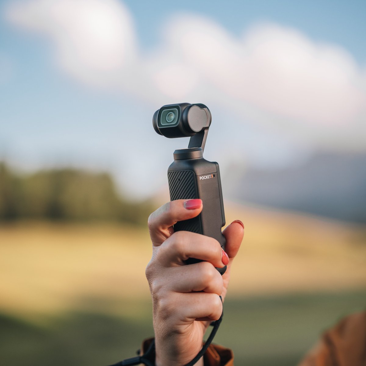 DJIJAPAN's tweet image. DJI Osmo Pocket 3は、旅行の撮影に最適なカメラかも😎☀️💦
📷 @CunodeBruin
#DJI #OsmoPocket3 #vlog #travel #カメラ #旅行