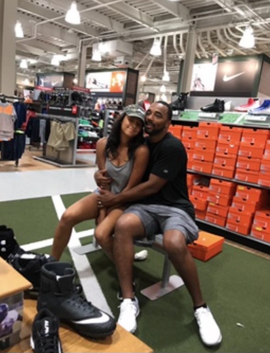 Happy birthday to my baby girl. Daddy Loves you .