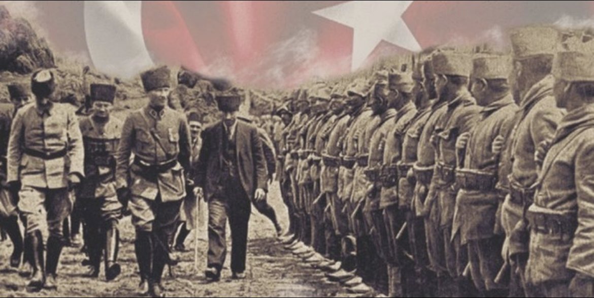 Primavera__13's tweet photo. Mandacı ve hain zihniyetlere inat ‘Bağımsızlık benim karakterimdir’ diyerek Kurtuluş Savaşı’nın ateşini yakan,26 Ağustos’ta başlayan Büyük Taarruz’u 18 Eylül’de zafere taşıyan Mustafa Kemal Atatürk ve silah arkadaşlarına sonsuz minnet ve saygıyla 🇹🇷#30AğustosZaferBayramı #Atatürk https://t.co/z6n4zr4h6P