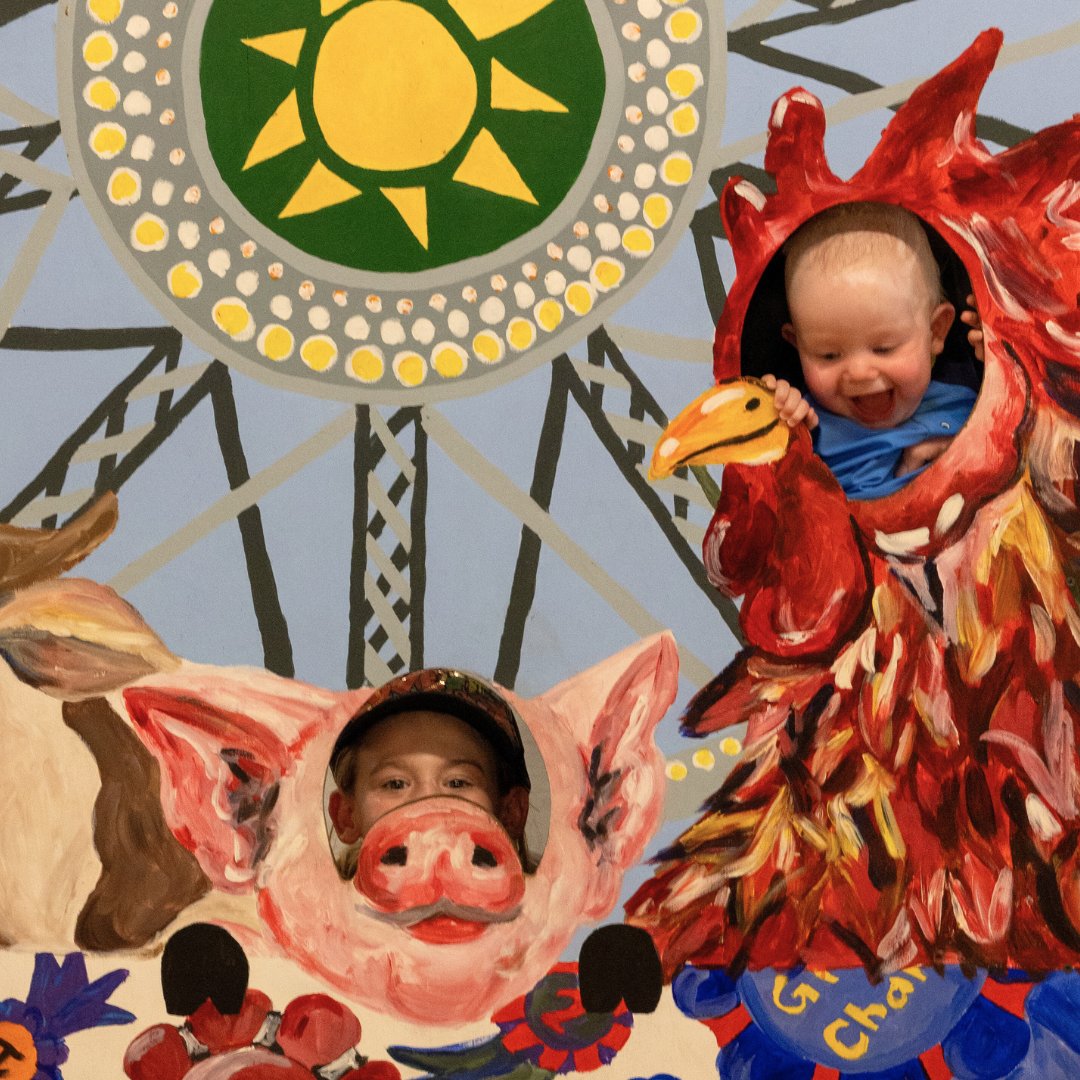 colostatefair's tweet photo. Thank you to everyone who joined us during #BackToSchoolDay!
#ColoradoStateFair #ColorfulColorado https://t.co/oHphxiDNmd