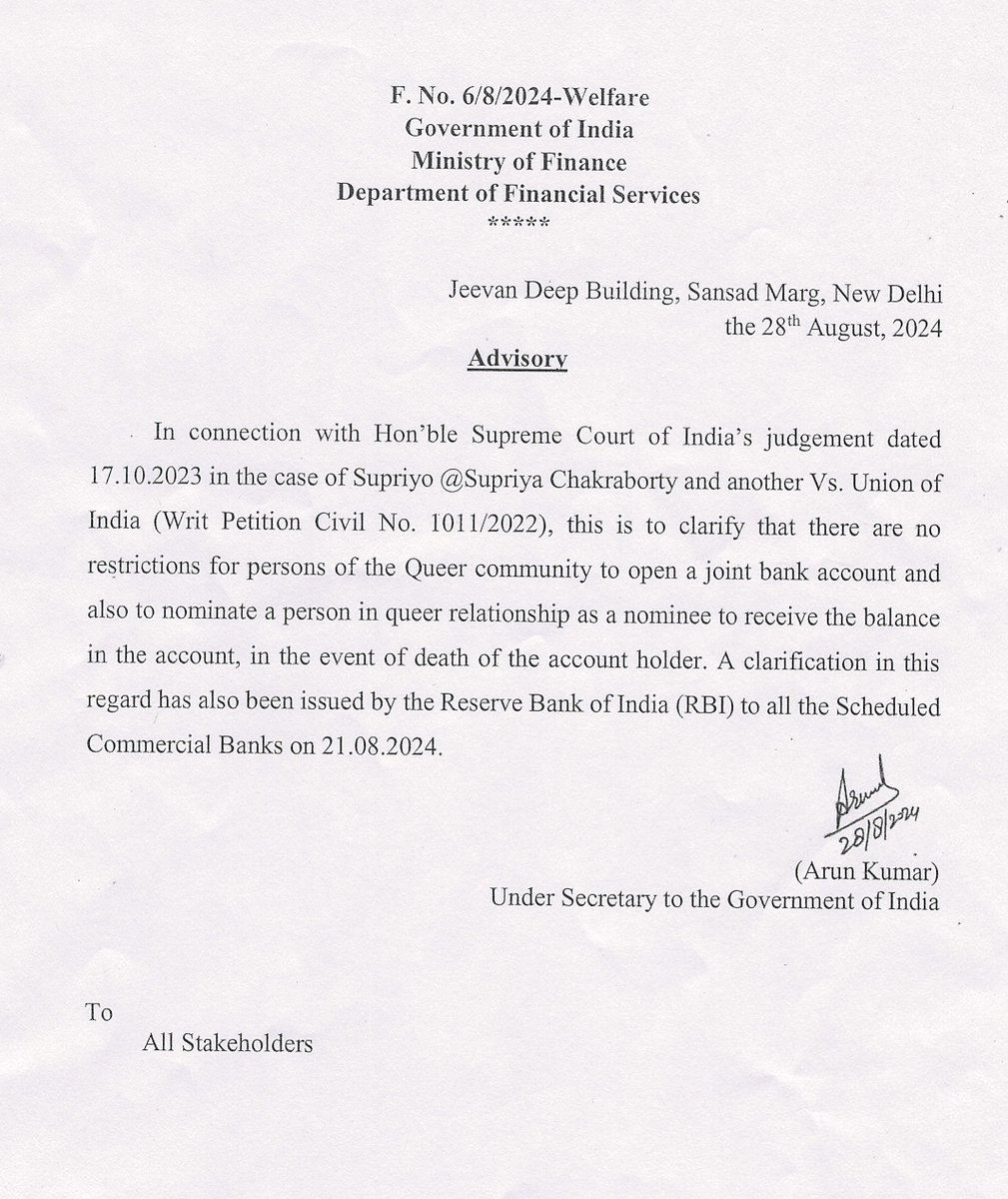 LiveLawIndia's tweet photo. No restrictions for queer persons to open joint bank account and nominate their queer partner as nominee of the account : Centre.

#LGBTQ https://t.co/BoiJx8h4xK