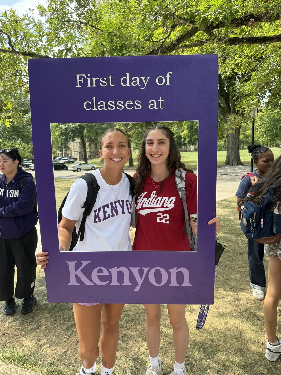 KenyonWBB's tweet photo. A few 📸 from the first day of classes! We are so excited to have our team back on campus💜🦉
#KCWB #GoOwls https://t.co/4xMS1mXsxl