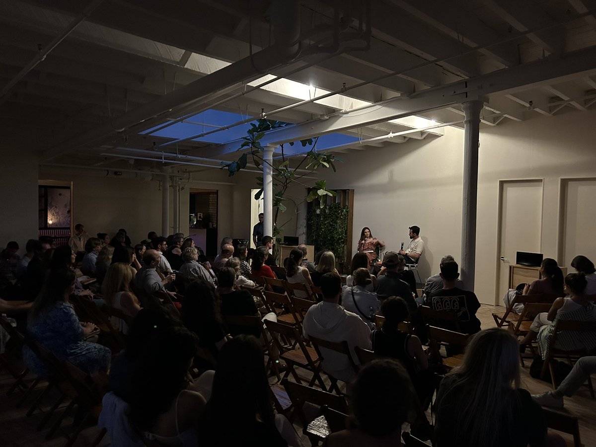 Bari Weiss (@bariweiss) on Twitter photo Amazing <a href="/TheFP/">The Free Press</a> book club right now in New York.
<a href="/SnoozyWeiss/">Suzy Weiss</a> in conversation with <a href="/JuliusTaranto/">Julius Taranto</a> about his fantastic novel How I Won a Nobel Prize. Amazing <a href="/TheFP/">The Free Press</a> book club right now in New York.
<a href="/SnoozyWeiss/">Suzy Weiss</a> in conversation with <a href="/JuliusTaranto/">Julius Taranto</a> about his fantastic novel How I Won a Nobel Prize.