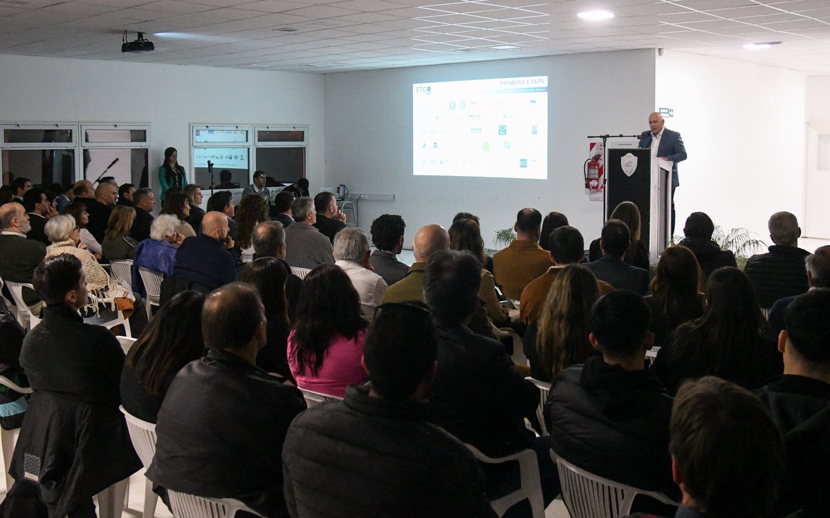 Gustavo Sastre tweet media