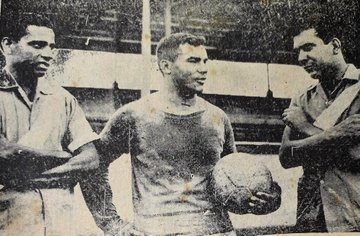Lucio Calonga, Ramón Maggeregger, Avelino Guillén, paraguayos en Emelec 1965 #ExtranjerosEnFútbolEcuatoriano
