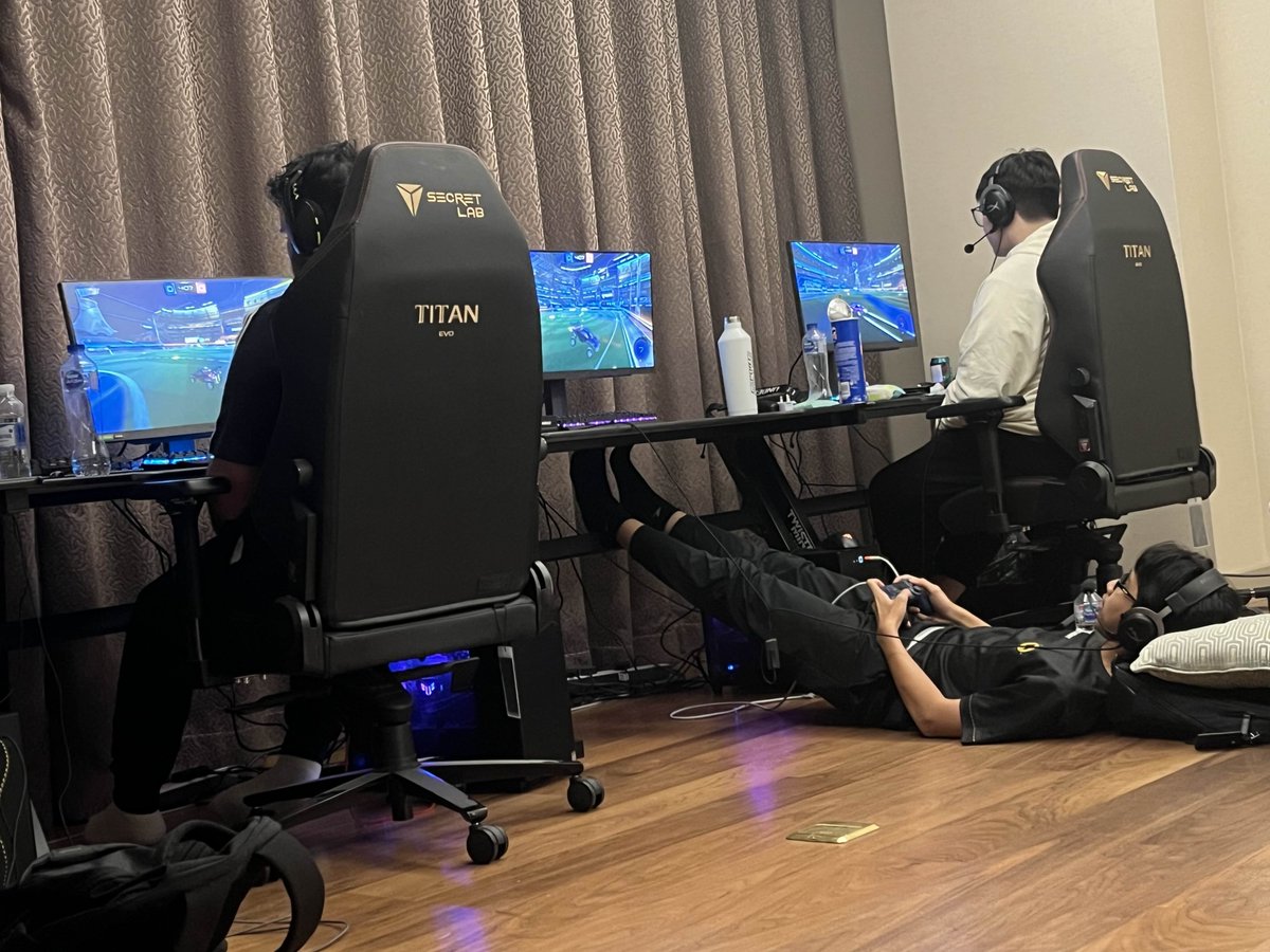 Schon (@schonatl) on Twitter photo Had an amazing week in Riyadh with the team for <a href="/EWC_EN/">Esports World Cup</a> ft Rocket League! ๐ธ๐ฆ
Huge shoutout to <a href="/XOEsportsSA/">XO Esports</a> and especially the legend <a href="/iRayaanXO/">RayaanXO โน๏ธ</a> for picking us up for the event and taking such good care of us. Unparalleled experience, couldn't have asked for a better time โค๏ธ Had an amazing week in Riyadh with the team for <a href="/EWC_EN/">Esports World Cup</a> ft Rocket League! ๐ธ๐ฆ
Huge shoutout to <a href="/XOEsportsSA/">XO Esports</a> and especially the legend <a href="/iRayaanXO/">RayaanXO โน๏ธ</a> for picking us up for the event and taking such good care of us. Unparalleled experience, couldn't have asked for a better time โค๏ธ