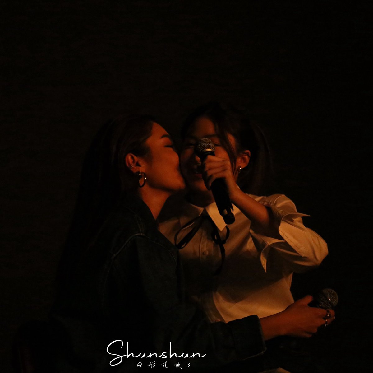 depressioex's tweet photo. The way I kept zooming in🥹

ctto- watermark
#FayeYoko 
#FayePeraya #YokoApasra https://t.co/z0ae7OhkYC
