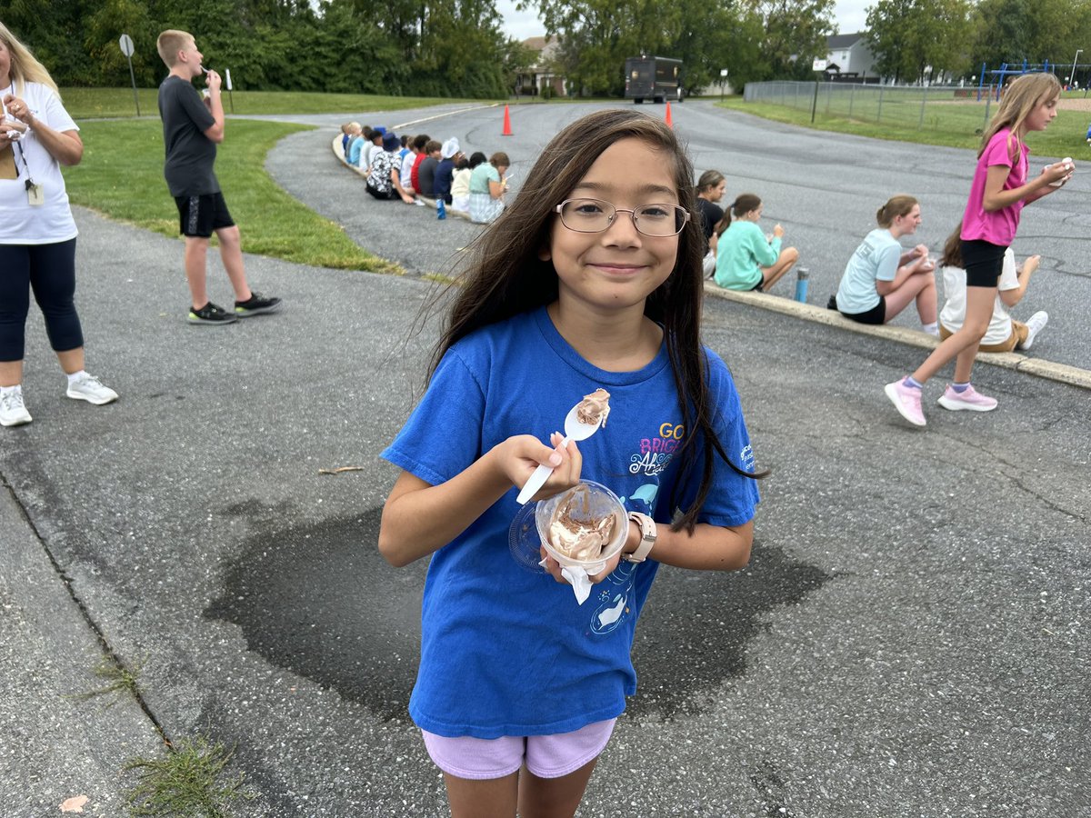 What a great first week of school in Room 110! From STEM challenges to Fun Day with a special ice cream treat, our class had an aNAISing start to the 24-25 school year!!!