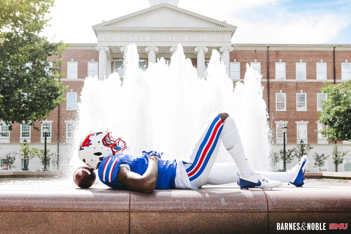 SMUFB's tweet photo. A classic look revisited.

#PonyUpDallas | @SMUBookstore https://t.co/7Rvfz98qMd