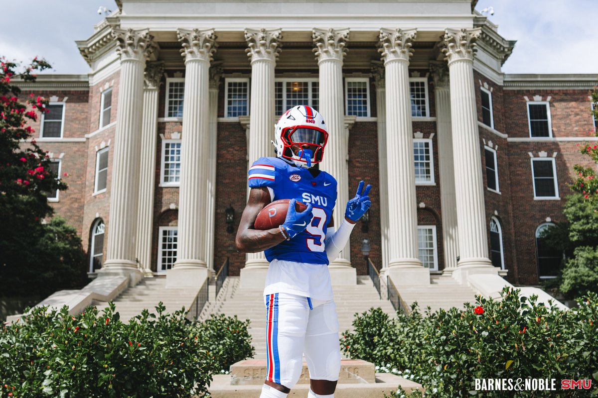 SMUFB's tweet photo. A classic look revisited.

#PonyUpDallas | @SMUBookstore https://t.co/7Rvfz98qMd