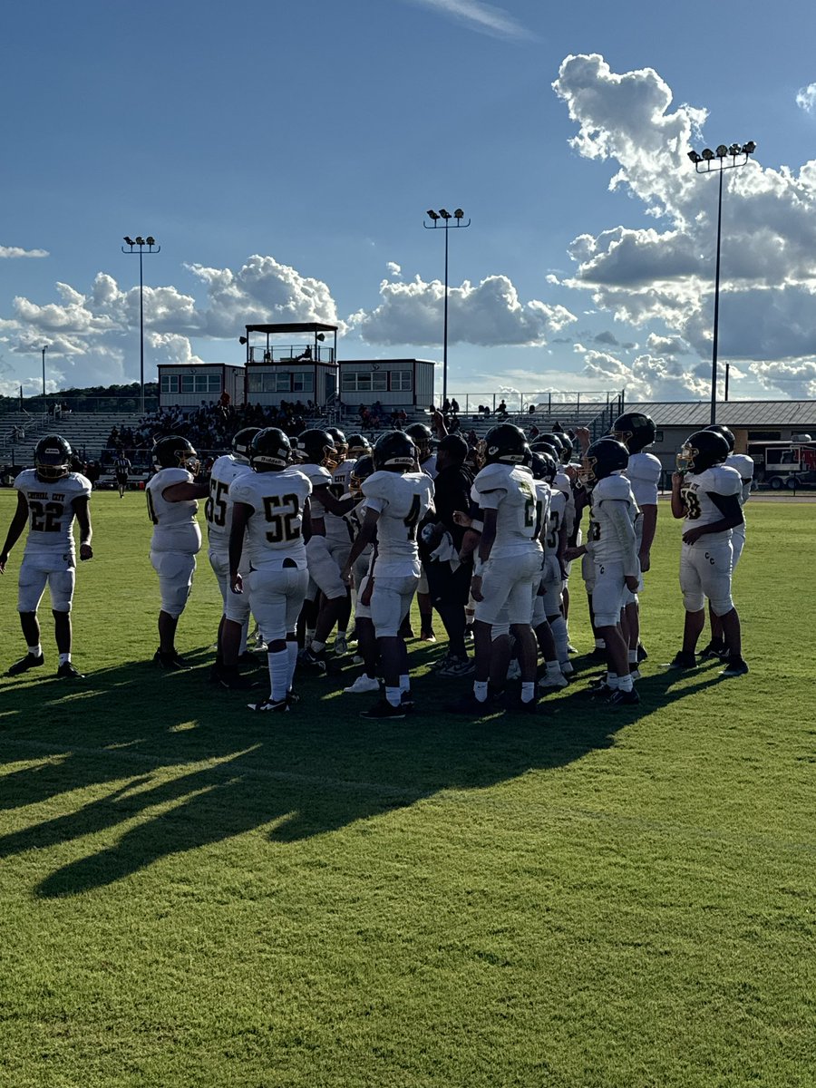 CCJavelinaFB's tweet photo. First W of the season for the JV 22-20 both teams played great till the end! #WinTheDay https://t.co/Cm37CsH17M
