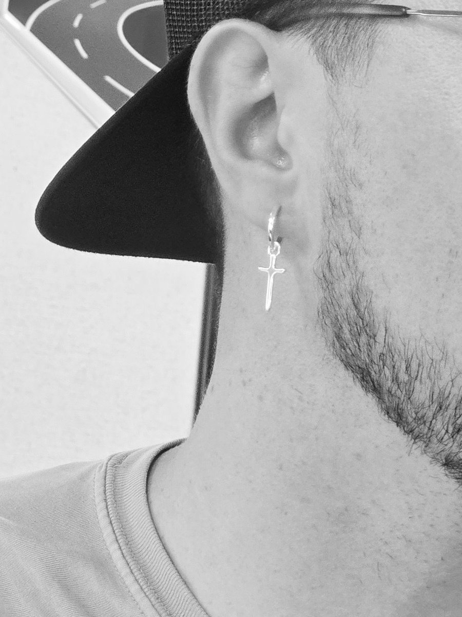 I got a little 🗡️ earring today