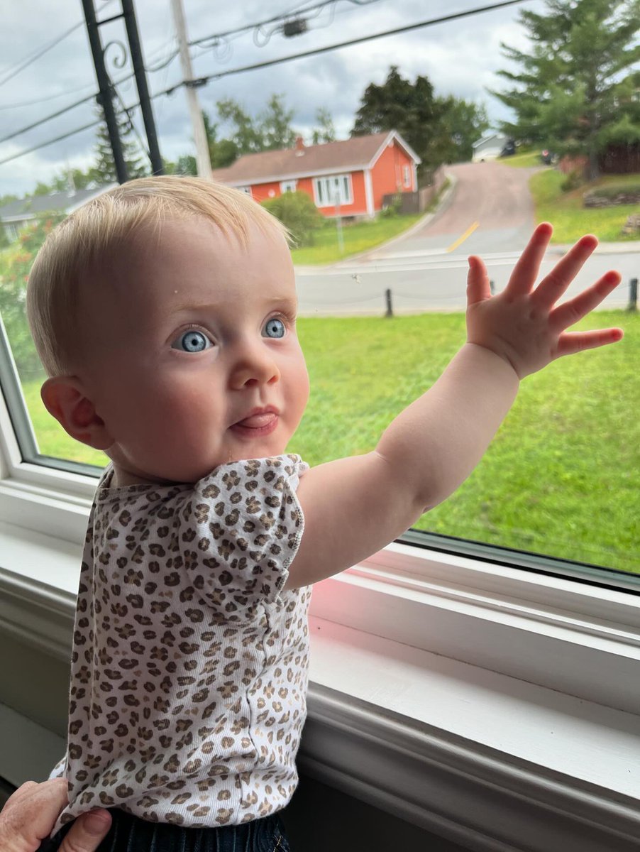 samboone_85's tweet photo. Mom: Islaβ¦Dad will soon be home.
Isla: Daaad, where are you?!
Isla: OMG, Dadβs home! π
#babyisla #daddysgirl https://t.co/6NQgK8usqf