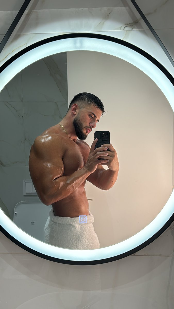 say "pls" for shower nudyz (serious)