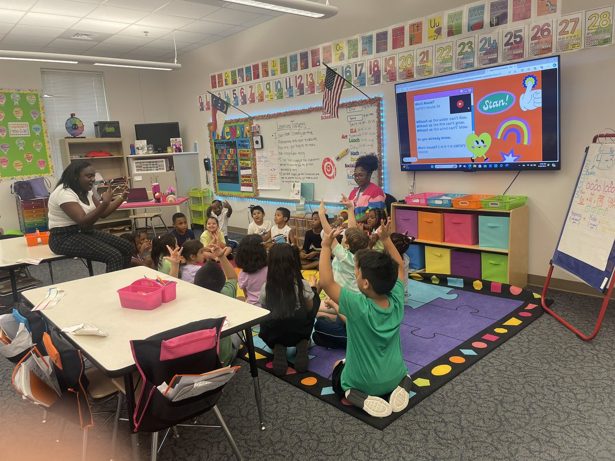 💙House Meeting Days bring a different energy to the building.

💛Our First Monthly House Meeting of the year, filled with joy and connection. 

💙Where you get to know your House Crew for your grade, especially important learning each others names. 

<a href="/ELeducation/">EL Education</a> #WeAreCrew