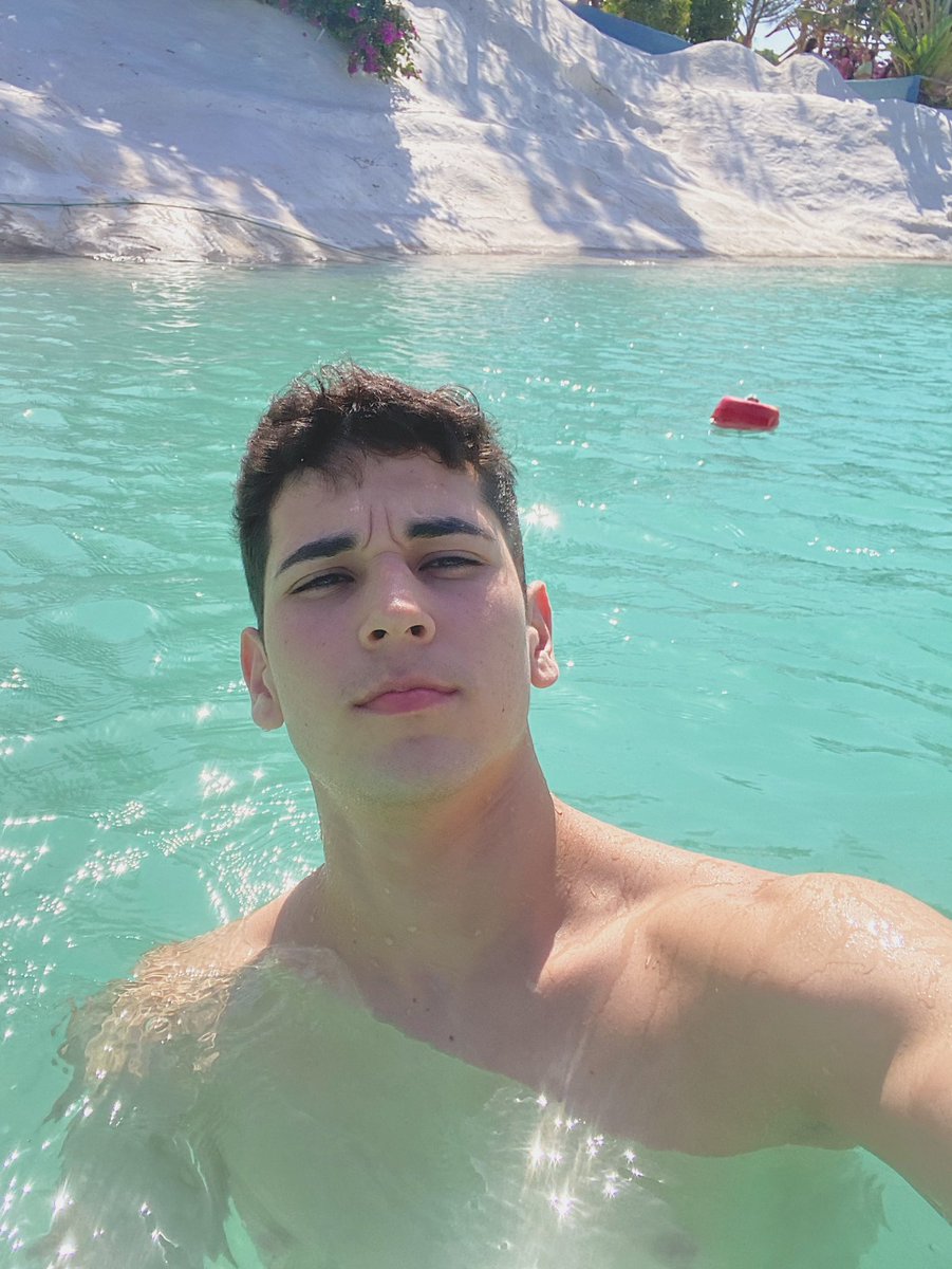 glon ;)🪬 tweet media