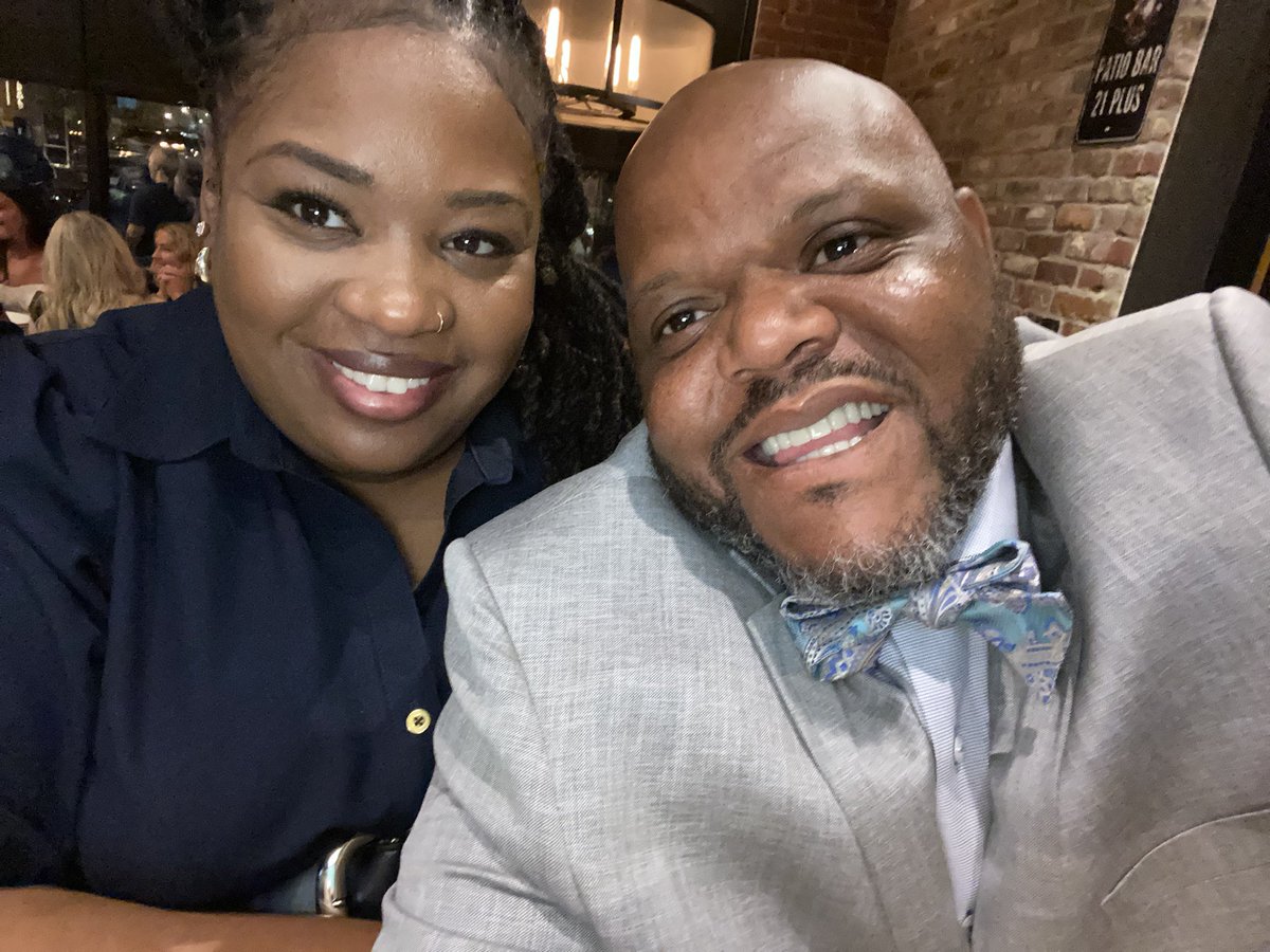CoachNickB2505's tweet photo. KEEP WINNING MY LOVE DONβT QUIT BECAUSE YOU MATTER MY LOVE . #BROWNLOVE #NUMBERONEMOM #WeUp #WEAREBD #NYBROWNMOMM #MYHARTANDSOUL!!! πππ https://t.co/qV2bHx4ZUf