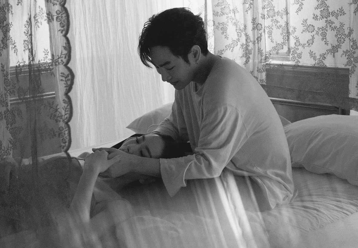 SiamrathNews24's tweet photo. แรงติดเทรนด์! "ไม่พูดหน่อยเหรอ (Say Something) " ซิงเกิลคัมแบคของ "เป๊ก ผลิตโชค" เศร้า บาดลึกกับความรัก

https://t.co/cUwpYRFURg

#siamrath #สยามรัฐ #siamrathonline #สยามรัฐออนไลน์ #ข่าววันนี้ #ไม่พูดหน่อยเหรอMV #SaySomething #PeckPalitchoke #เป๊กผลิตโชค https://t.co/9ECCUHElyX