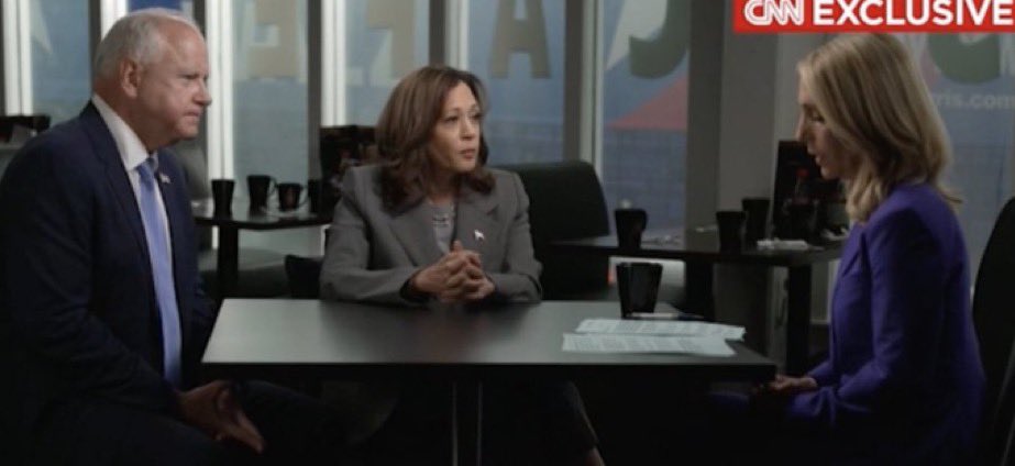m_ttt21's tweet image. Can&apos;t believe Kamala brought her dad along to the McDonald&apos;s interview #KamalaAndTim #cnn #firstinterview