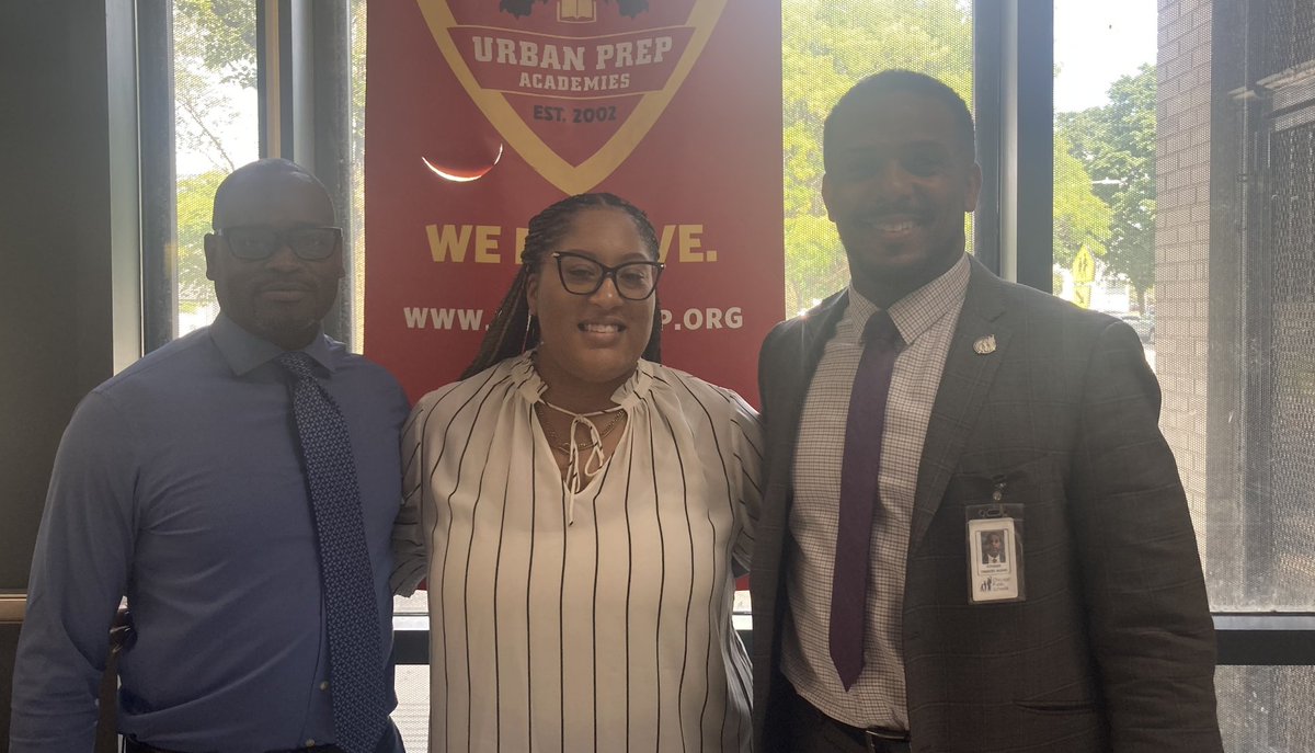 Conrad Timbers-Ausar (@conradausar) on Twitter photo Over the past two days, I have visited Urban Prep Brz & Englewood 📚 Had a good time visiting both campuses and witnessing the history of providing <a href="/Chicagos/">ChicagosWeb</a> young men with the tools they need to succeed. #urbanprep #Education # Firstweek Over the past two days, I have visited Urban Prep Brz & Englewood 📚 Had a good time visiting both campuses and witnessing the history of providing <a href="/Chicagos/">ChicagosWeb</a> young men with the tools they need to succeed. #urbanprep #Education # Firstweek