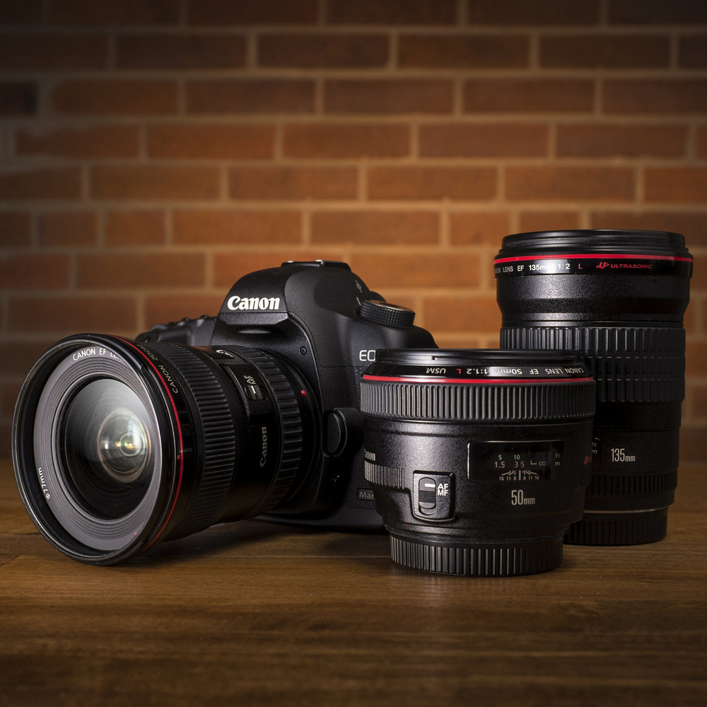 Предлагаем купить зеркальные фотоаппараты от брендов Canon, Nikon, Sony, Panasonic в Минске в 📷 fototeh.by/fotoapparaty/ 📷. Наш интернет-магазин реализует профессиональные фотоаппараты с курьерской доставкой на дом.