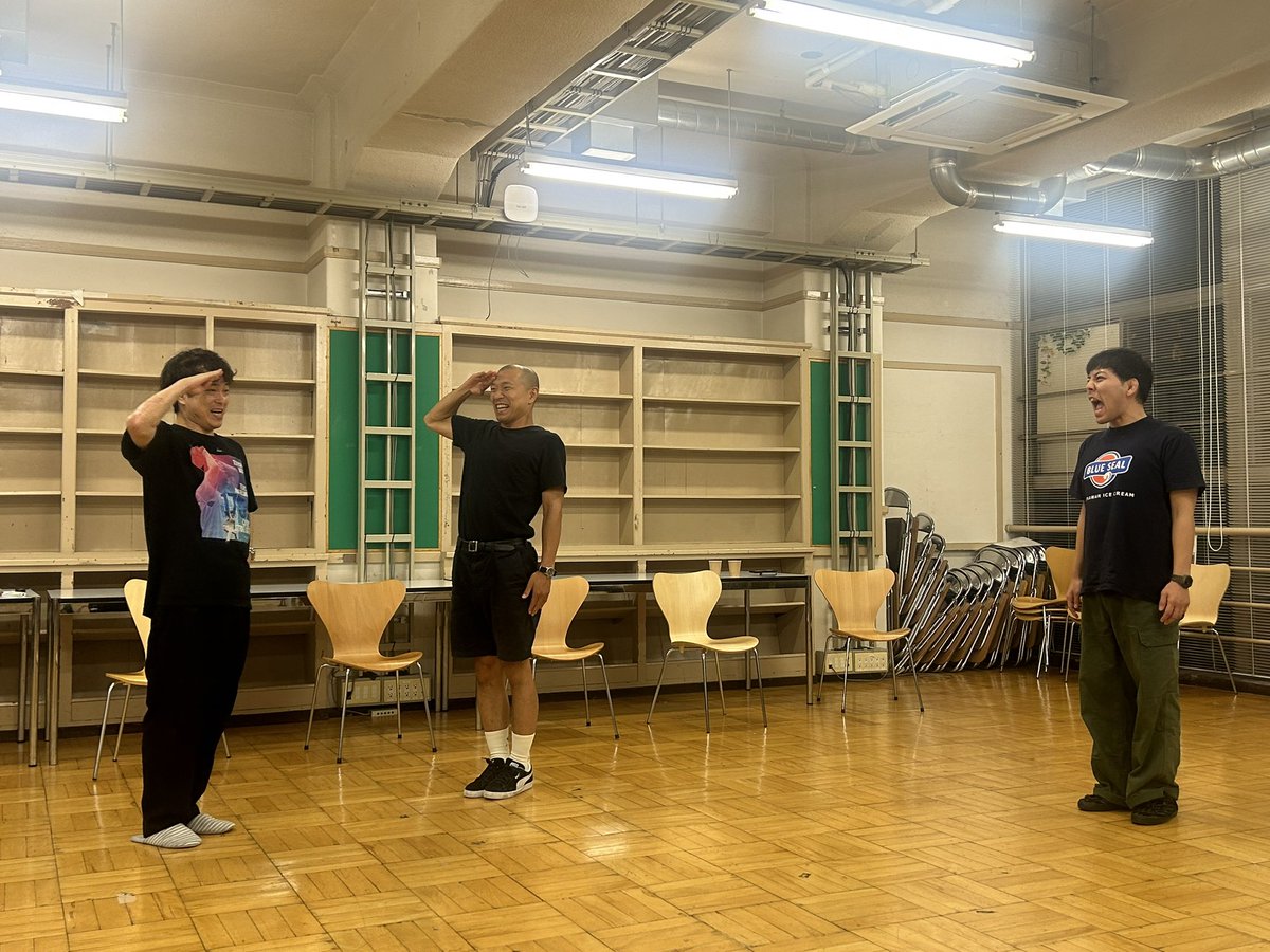 the_empty_stage's tweet photo. \🤵昨日はCチームがトレーニング🤵/
演技派で個性派なメンバーが揃うCチーム!
歌唱力も芝居力も圧倒されます👀🔥
当日はお客様から頂いたお題で即興コントを披露!
一夜限りしか見れないその場のパフォーマンスをお見逃しなく🙌✨
#emptystage #即興コント https://t.co/4KbiXpwP3L