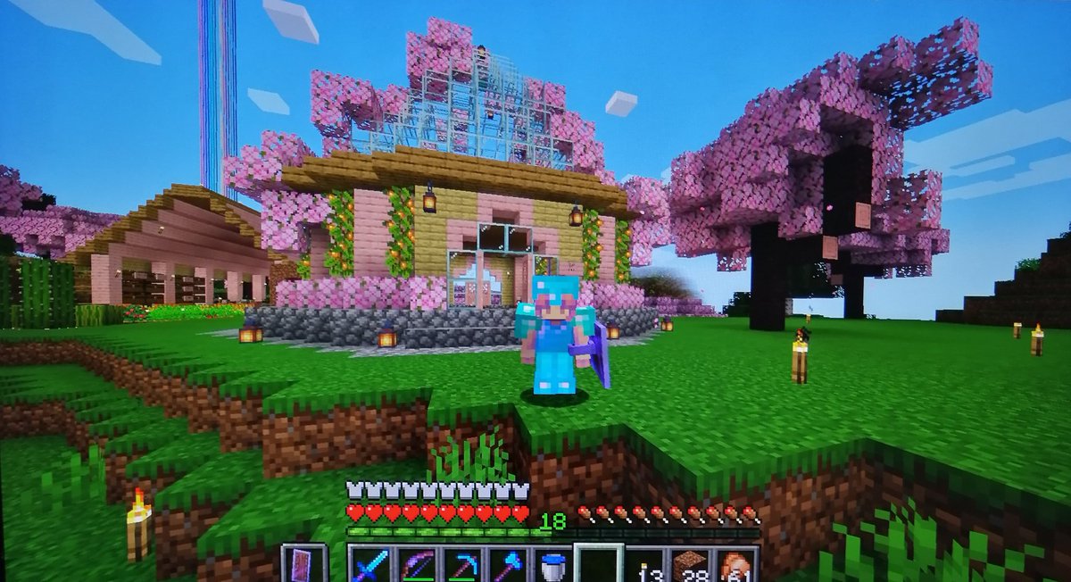 seabunny_7's tweet image. Minecraft ⛏️ ── ⋆ semana 3

Al fin terminé el exterior de mi casita, me demoré casi 2 semanas en hacer el techo (yo me creía vege 🤣) pero así se ve por fuera y por dentro. Ahora toca colocar muebles, hoy hice esta pequeña cocina, me gusta como va quedando todo 🩷
#CSMP