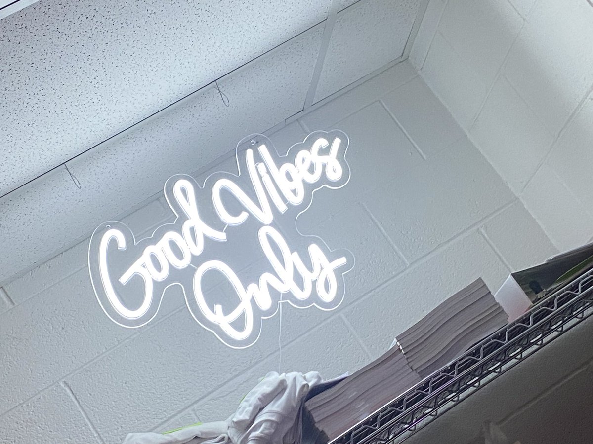 I am loving the vibes in <a href="/IStretton_OKES/">Isabel Stretton</a> room!!! ECR expectations are clear for students and good vibes are a must!