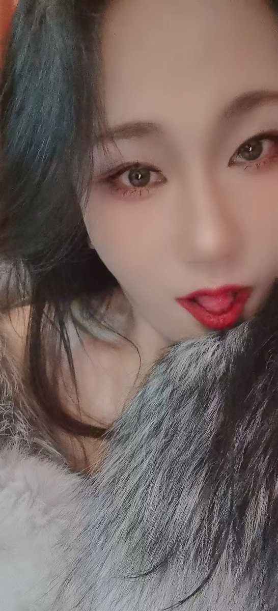 内蒙古的小母狗选手了解一下～表姐已视频通话露脸验证！100%真实真人！是真真的大骚逼啊，还给表姐发了很多自己玩的视频，表姐都看出感觉来了！想认识的私信表姐入圈进群哦，表姐全国sm交友约炮群里全国各地的骚母狗都有哦！😍😍😍 https://t.co/VKp9OmvW45