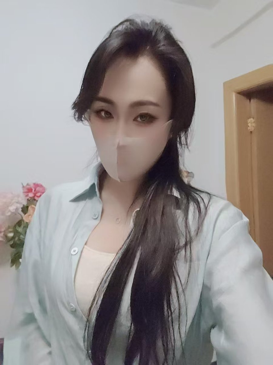 内蒙古的小母狗选手了解一下～表姐已视频通话露脸验证！100%真实真人！是真真的大骚逼啊，还给表姐发了很多自己玩的视频，表姐都看出感觉来了！想认识的私信表姐入圈进群哦，表姐全国sm交友约炮群里全国各地的骚母狗都有哦！😍😍😍 https://t.co/VKp9OmvW45