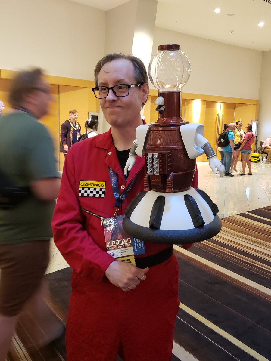 zpinternational's tweet photo. Doctor Tyranny is at @DragonCon , and I'm given away some of these. 1 a day during the con. #convention #tvhorrorhost #tvhost #aliend #cosplay #swag https://t.co/4pj1YdlQbB