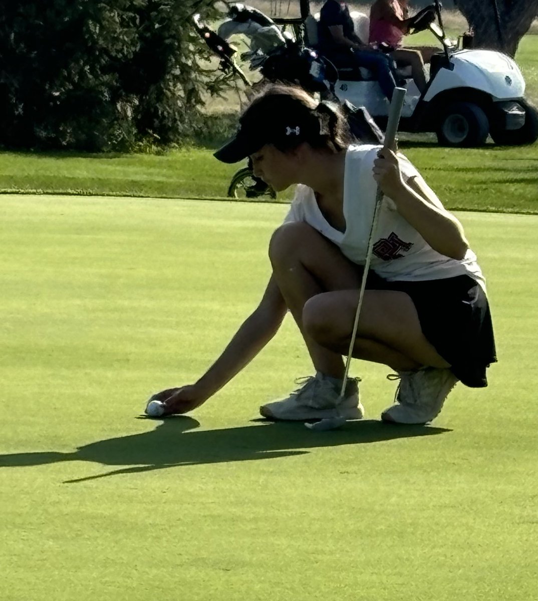 Lady Patriot Golfers were at Ironwood tonight to play against Archbold and Miller City. The girls came in second with a team score of 189. Kasey Nelson was medalist for the match with a 38!  Both Maya Lirot and Haylee Haas had PR’s for the match!
#PHGirlsgolf