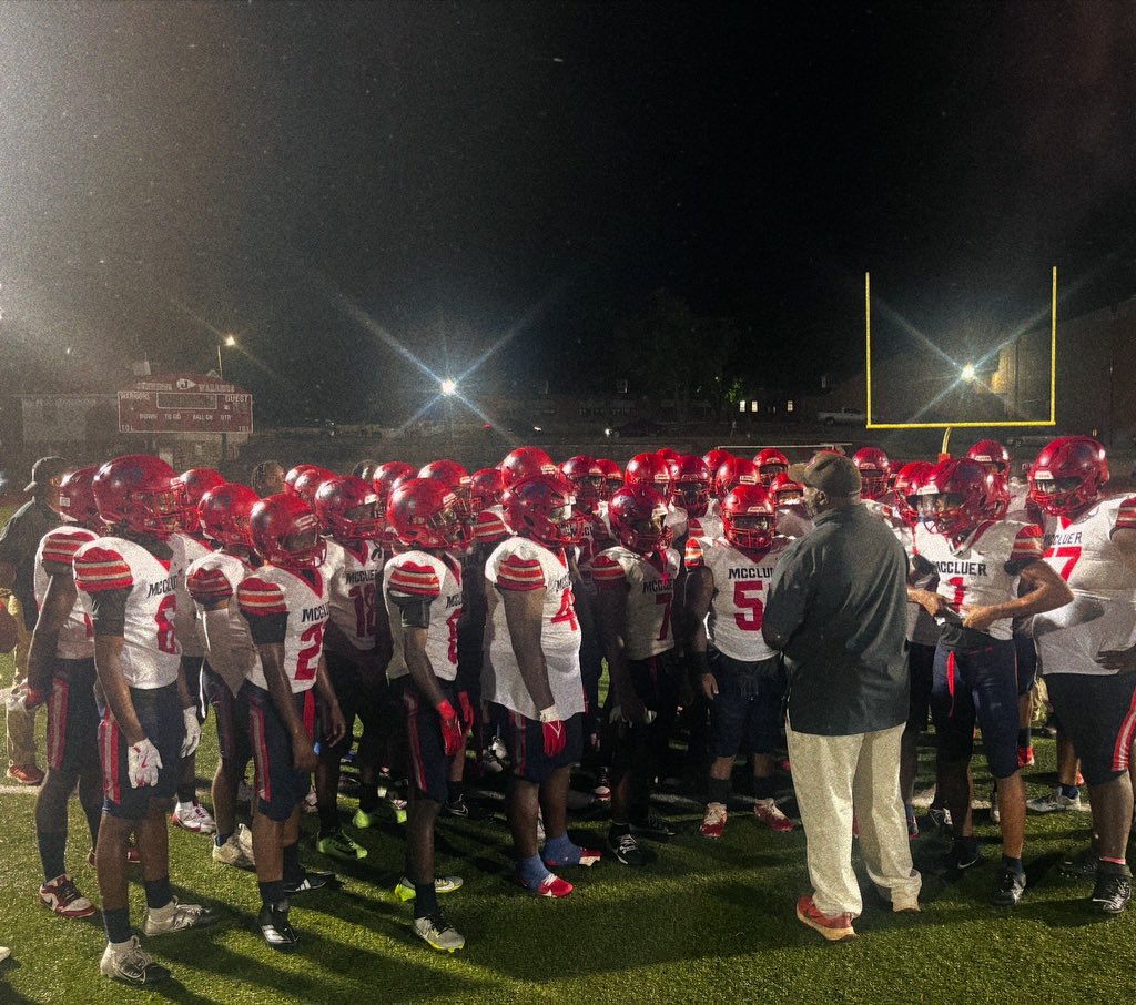 McCluer_FB's tweet image. #WEEKONE ⇀ Won and oh.

#PlayTheHand #2A24 | #fHw