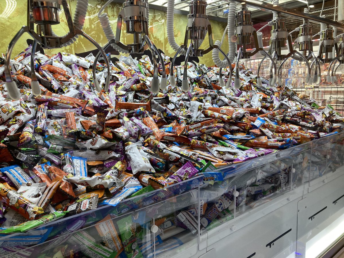 十手観音》 ＼ アームが10本連なった ／ ＼超巨大クレーンゲーム