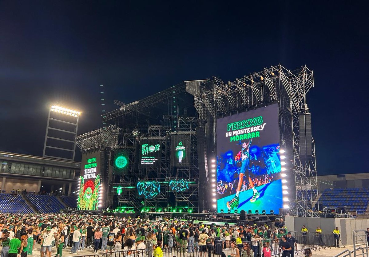 aRa_aRy_'s tweet photo. No sé, Te Amo Morrr 😍💚🧡 #Ferxxocalipsis #Feid https://t.co/XfNKAaCGlV