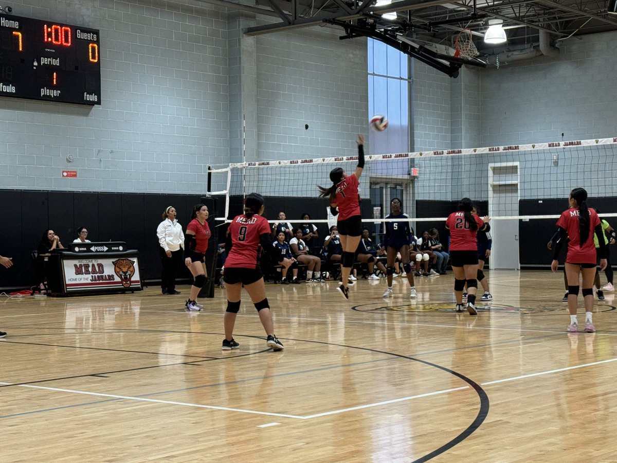sam_patrickk's tweet image. Amazing job 8th grade 🏐 keep up the hard work! @MeadMS_AISD @athletics_mead @MrLara9