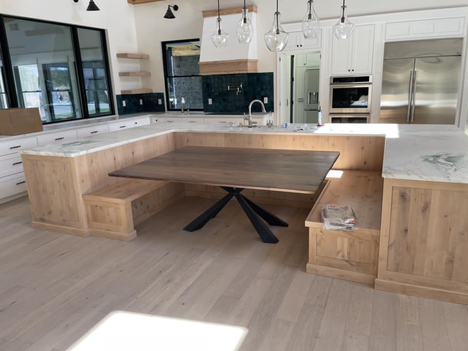 Flowyline_'s tweet image. I need a dining room like this...
📸: John Johnson

313 Summa Table Base: flowyline.com/products/313-s…

#flowylinedesign #tablebase #diningtablebase #diningroom #kitchen #woodenhome #moderndesign