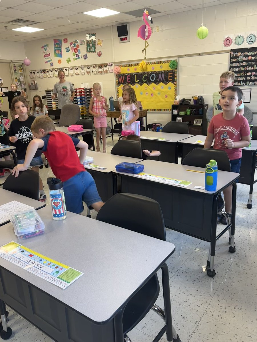 Mrs. Edwards tweet media