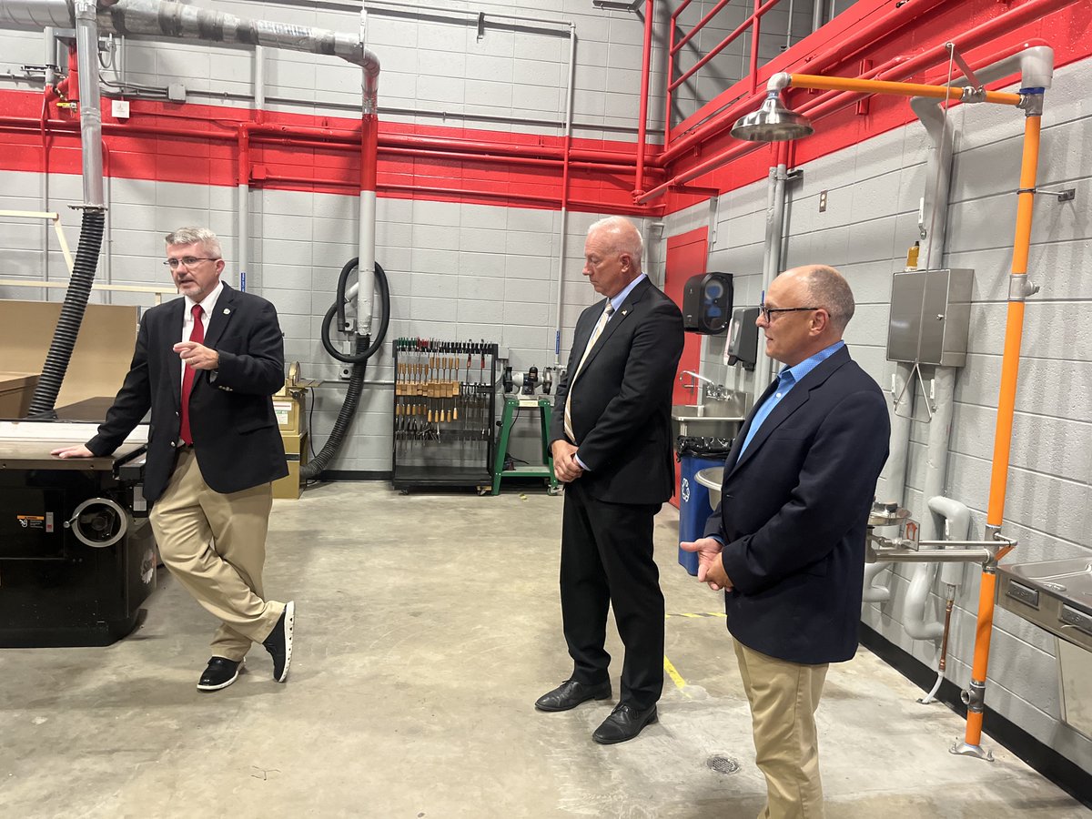 Livingston Schools tweet media