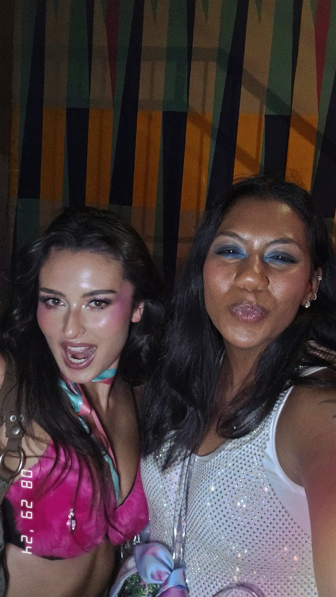 Bri 🚷 tweet media