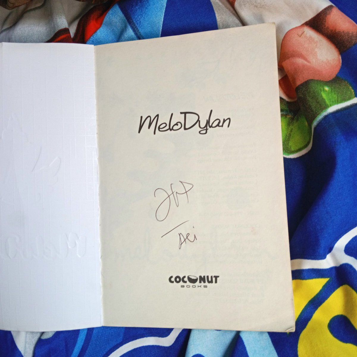 cclantt's tweet photo. WTS -- Want To Sell
- preloved novel Melodylan + TTD

🍁 Rp38.000 inc all
🍁 Condi seperti yang divideo
🍁 Ori ya akak 😉
🍁 Jatim, Kediri

tag wts preloved buku novel melodylan https://t.co/vkdOY9EdPJ