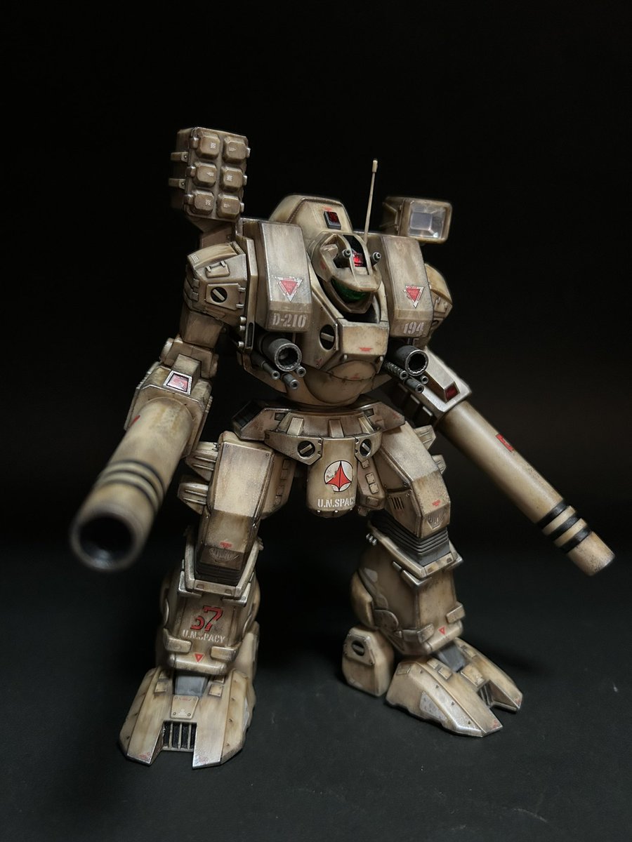 最後ちょっと駆け足になって完成を急いでしまいました…反省🐵💦

という事でデストロイド トマホーク完成です🙌🎶

チッピングとドライブラシは控えめに、ウェザリングカラーとリアルタッチマーカーをメインに仕上げはウェザリングマスターDです🎶