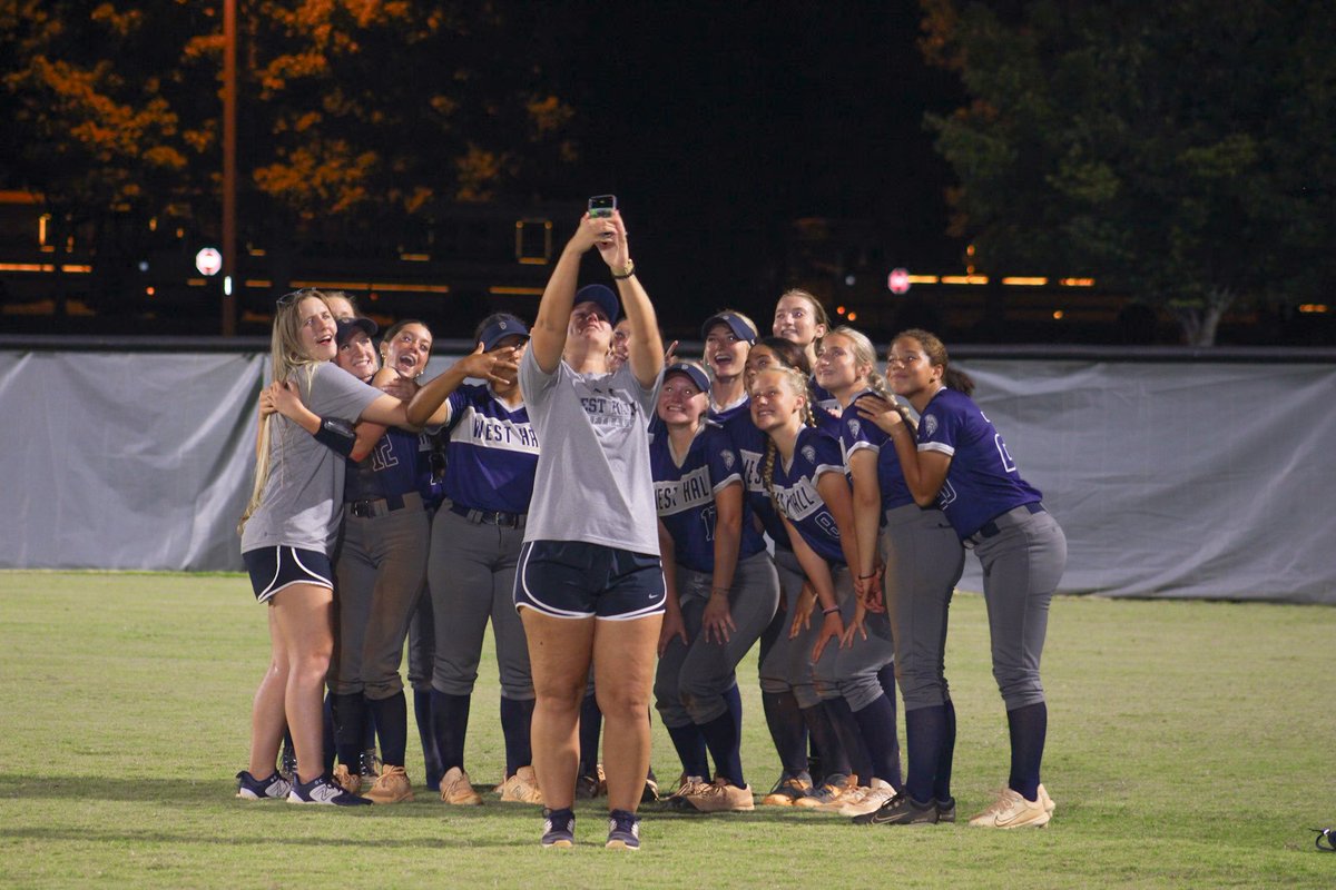 West Hall Softball tweet media