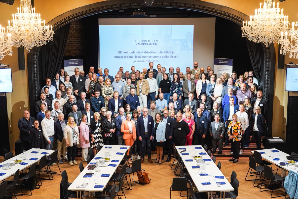 Iloisena, ylpeänä &amp; kiitollisena siitä määrästä energiaa, ideoita ja osaamista <a href="/kuopiochamber/">Kuopion alueen kauppakamari</a> yhteiskokouksessa. Suuret kiitokset ministeri <a href="/IkonenAK/">Anna-Kaisa Ikonen</a> valtiovallan tervehdyksestä ja upeasta kannustuksesta alueellemme. Kasvu³ syntyy ihmisistä, investoinneista ja infrasta.