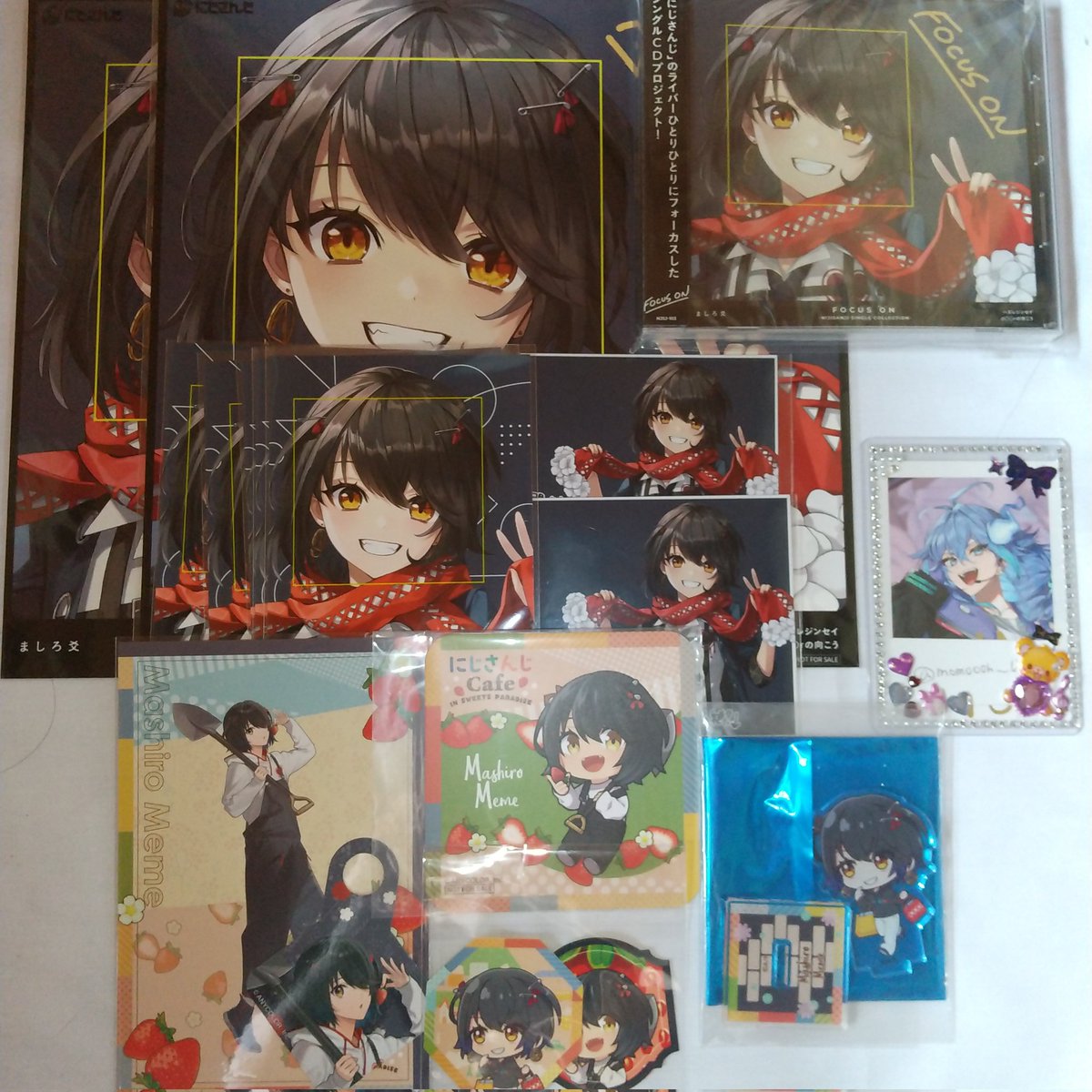 momooon__0's tweet photo. [買取 交換 譲渡]にじさんじ にじフェス コレカ コレクションカード 缶バッジ 5周年 チェキ DMM サマーデート コトブキヤ クリアカード うちわ FOCUS ON スイパラ

譲 🧷

求 リプ欄10.11枚目記載額+送料

担降りのためお譲り先を探しております
銀行振込>PayPay(メルペイ不可)
お気軽にお声掛け下さい https://t.co/hVHE0VMuFd