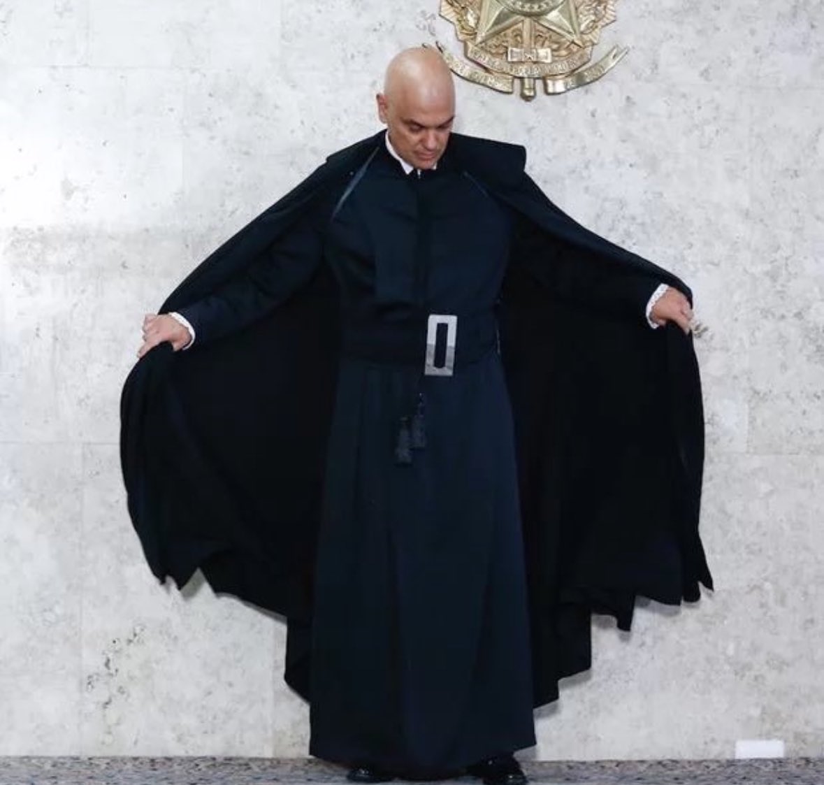 Brazil Supreme Court Justice Alexandre de Moraes has blocked financial accounts of Starlink in Brazil. Elon Musk retaliates by saying he will provide the internet for free in Brazil till the matter is resolved.