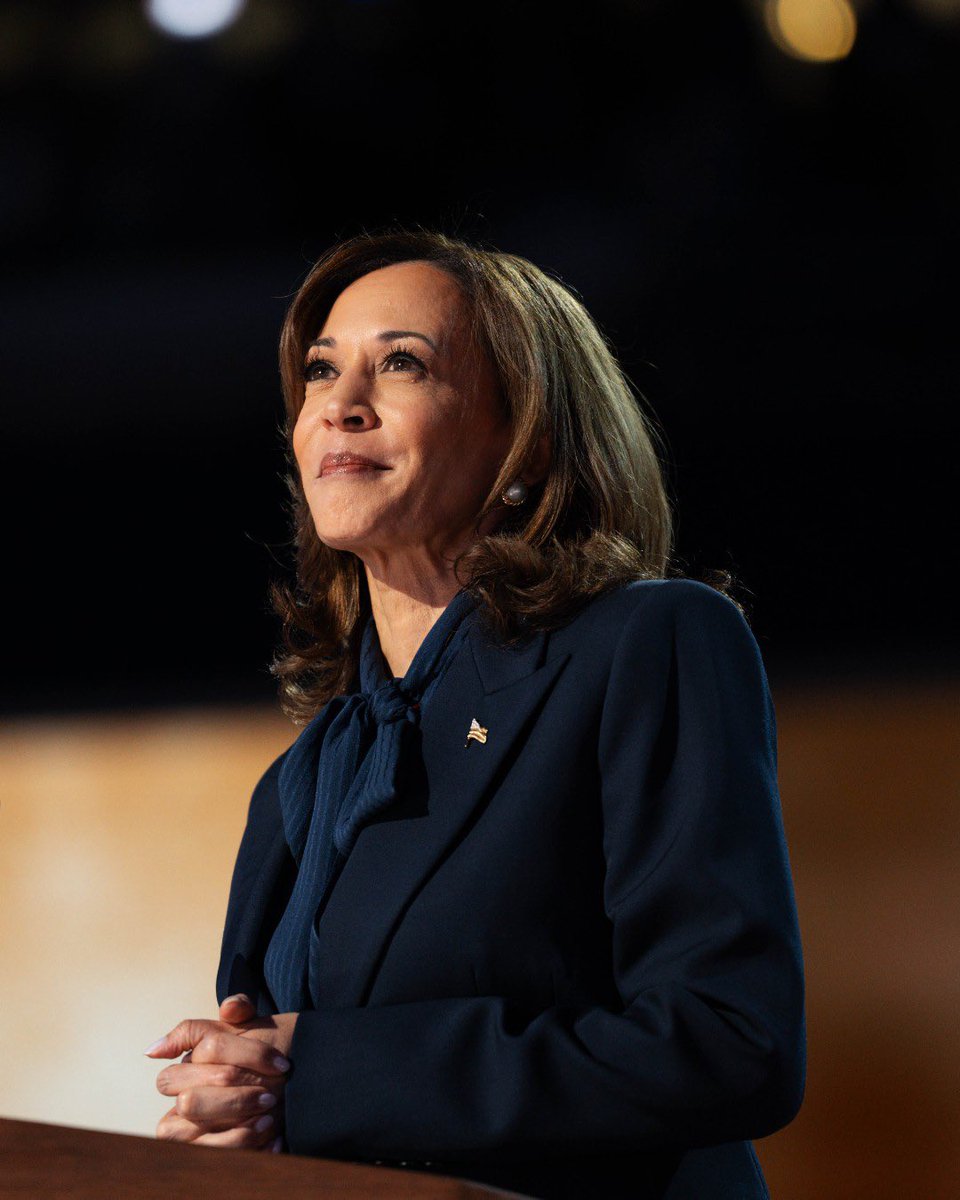 JesseReyLopez's tweet photo. Week ago this evening, Kamala Harris stood in Chicago and accepted the Democratic nomination for President. We have 68 more days until Election Day! Let’s make history together!! Join the campaign today: https://t.co/OWnj2xFnJu https://t.co/vwESbDg8V2